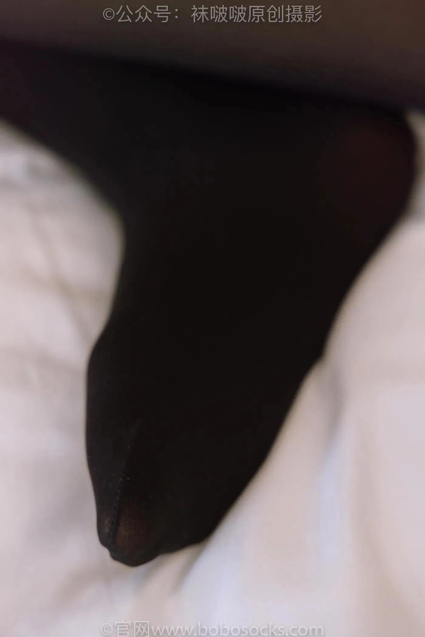 [BoBoSocks袜啵啵]NO.150 小甜豆-高跟鞋、厚黑丝 [140P]插图3